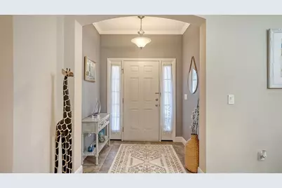 8143 36th Street E, Sarasota, FL 34243 - Photo 5