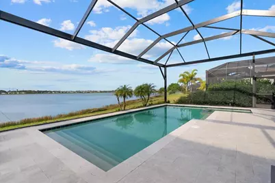 6353 Isla Del Ray Avenue, Sarasota, FL 34240 - Photo 5