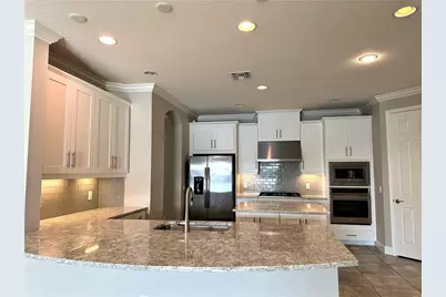 6215 Anise Drive, Sarasota, FL 34238 - Photo 5