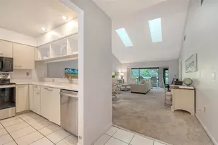 4557 Kingsmere, Sarasota, FL 34235 - Photo 3