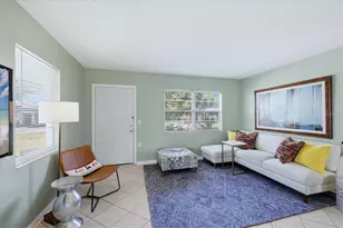 5919 Richard Pl, Sarasota, FL 34231 - Photo 9