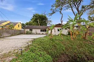 4576 Bliss Rd, Sarasota, FL 34233 - Photo 3