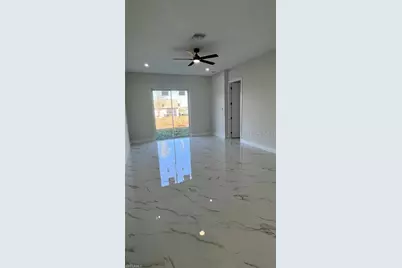 1009/1011 NE 15th Ln, Cape Coral, FL 33909 - Photo 21