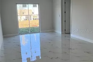 1009/1011 NE 15th Ln, Cape Coral, FL 33909 - Photo 21