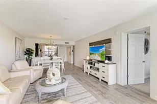 4480 Fairways Blvd, Bradenton, FL 34209 - Photo 9