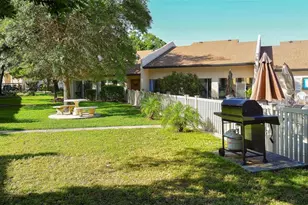 2446 Clubhouse Cir, Sarasota, FL 34232 - Photo 27