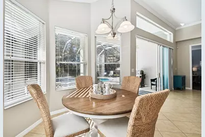 7328 Lake Forest Glen, Lakewood Ranch, FL 34202 - Photo 17