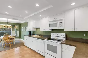 3016 Chase Cir, Sarasota, FL 34231 - Photo 15