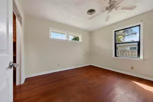 6338 Beechwood Ave, Sarasota, FL 34231 - Photo 19