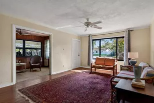 6338 Beechwood Ave, Sarasota, FL 34231 - Photo 7