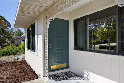 6338 Beechwood Avenue, Sarasota, FL 34231 - Photo 5