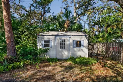 6338 Beechwood Avenue, Sarasota, FL 34231 - Photo 37