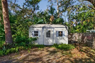 6338 Beechwood Ave, Sarasota, FL 34231 - Photo 37