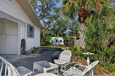 6338 Beechwood Avenue, Sarasota, FL 34231 - Photo 37