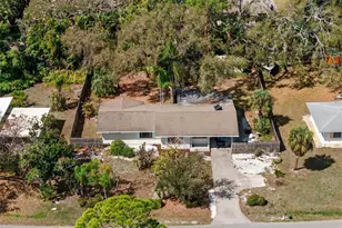 6338 Beechwood Ave, Sarasota, FL 34231 - Photo 55