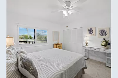 3540 Gulf Of Mexico Drive #102, Longboat Key, FL 34228 - Photo 33