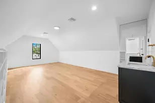 2135 Datura St, Sarasota, FL 34239 - Photo 35