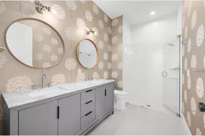 2135 Datura Street, Sarasota, FL 34239 - Photo 27