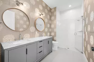 2135 Datura St, Sarasota, FL 34239 - Photo 27