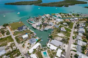 1385 Gulf Blvd, Englewood, FL 34223 - Photo 29