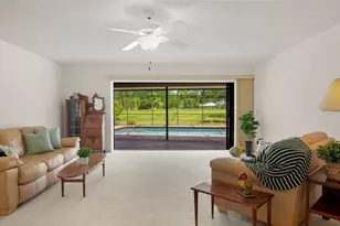 4806 W Country Club Dr, Sarasota, FL 34243 - Photo 11