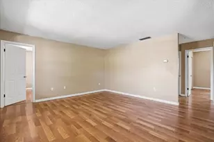 4800 Rilma Ave, Sarasota, FL 34234 - Photo 7