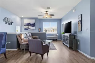 3758 Parkridge Cir, Sarasota, FL 34243 - Photo 9