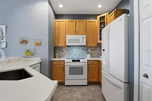 3758 Parkridge Cir, Sarasota, FL 34243 - Photo 15