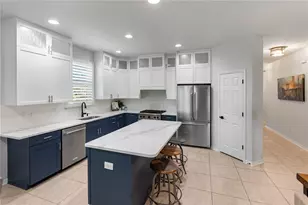 728 Rosemary Cir, Bradenton, FL 34212 - Photo 11