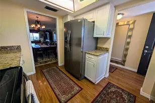 3807 Lake Bayshore Dr, Bradenton, FL 34205 - Photo 9