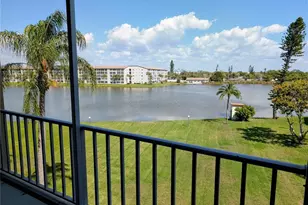 3807 Lake Bayshore Dr, Bradenton, FL 34205 - Photo 33