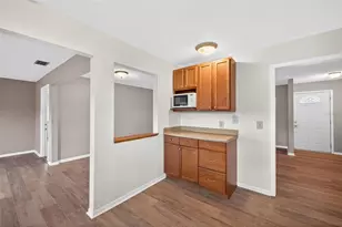 1529 Allegheny Dr, Sun City Center, FL 33573 - Photo 9