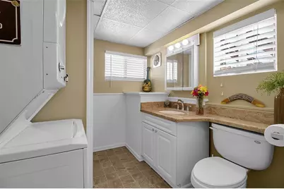 10315 Cortez Road W #27F, Bradenton, FL 34210 - Photo 11