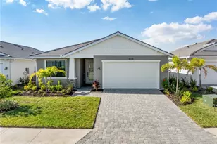 18881 Daybreak Dr, Venice, FL 34293 - Photo 1