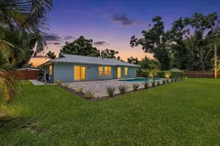 4230 Shady Oaks Ct, Sarasota, FL 34233 - Photo 27