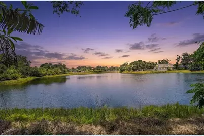 4230 Shady Oaks Court, Sarasota, FL 34233 - Photo 35