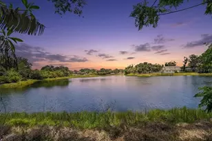 4230 Shady Oaks Ct, Sarasota, FL 34233 - Photo 35