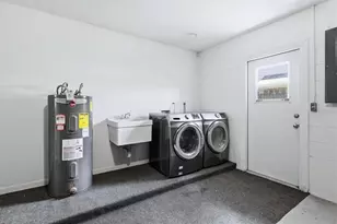 6579 Mauna Loa Blvd, Sarasota, FL 34241 - Photo 29