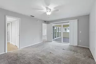6579 Mauna Loa Blvd, Sarasota, FL 34241 - Photo 11