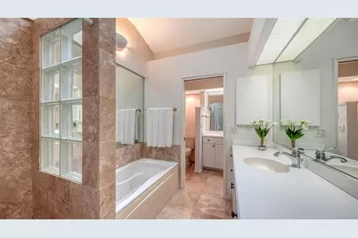 200 Cocoanut Avenue #4, Sarasota, FL 34236 - Photo 25