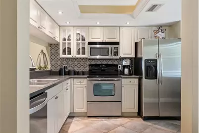 4242 Madeira Court #3315, Sarasota, FL 34233 - Photo 5