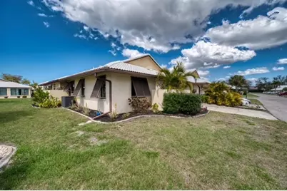 76 Sandstone Circle, Venice, FL 34293 - Photo 25