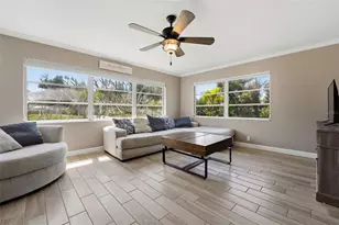 2400 Pine Ct, Nokomis, FL 34275 - Photo 11