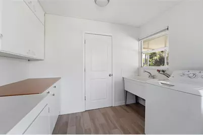 2400 Pine Court, Nokomis, FL 34275 - Photo 17