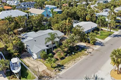 309 57th Street, Holmes Beach, FL 34217 - Photo 27