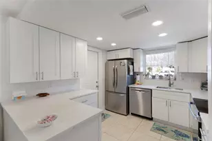 309 57th St, Holmes Beach, FL 34217 - Photo 9