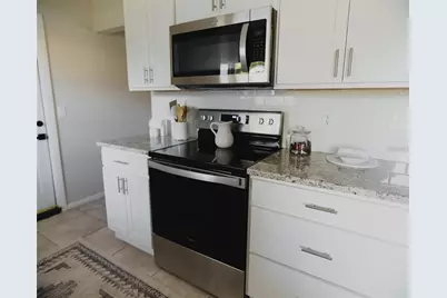 4549 McIntosh Lane, Sarasota, FL 34232 - Photo 3