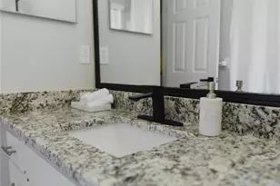 4549 McIntosh Ln, Sarasota, FL 34232 - Photo 13