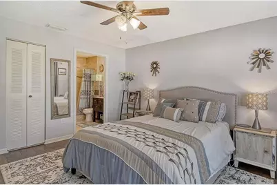 5450 Longwood Run Boulevard #202, Sarasota, FL 34243 - Photo 11