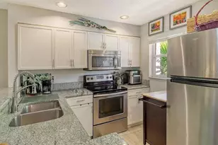 5450 Longwood Run Blvd, Sarasota, FL 34243 - Photo 5